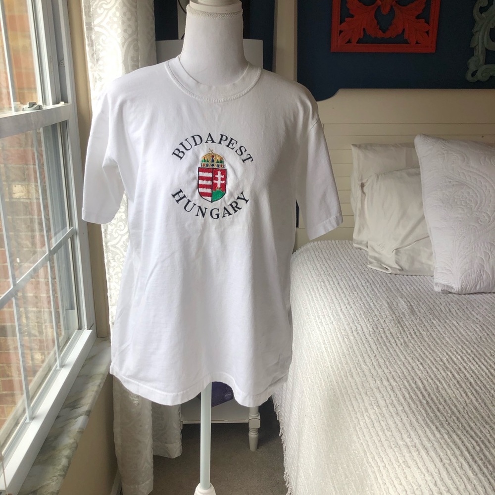 Budapest Hungary tee shirt, medium